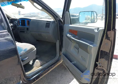 2006 Dodge Ram 1500 Slt/Trx4 Off Road/Sport from USA, damaged, VIN 1D7HU18N86S548473